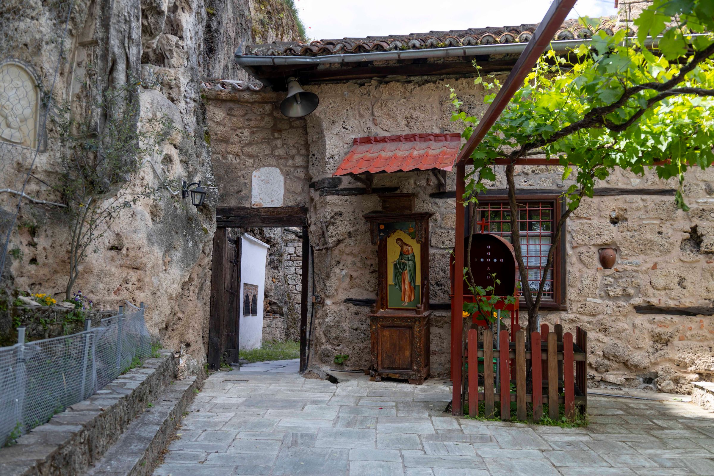 Los monasterios y la cultura de la Santa Skete de Veria